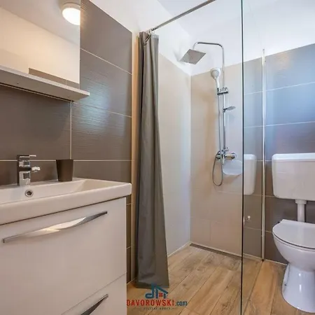 Trinetta Comfortable מלון 4*